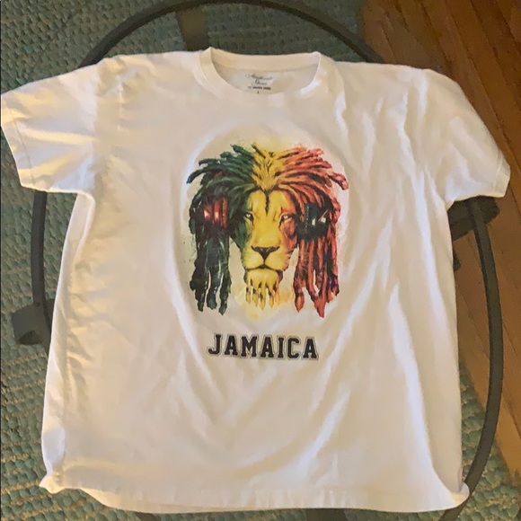 Rasta Lion Tee - Picture 1 of 2